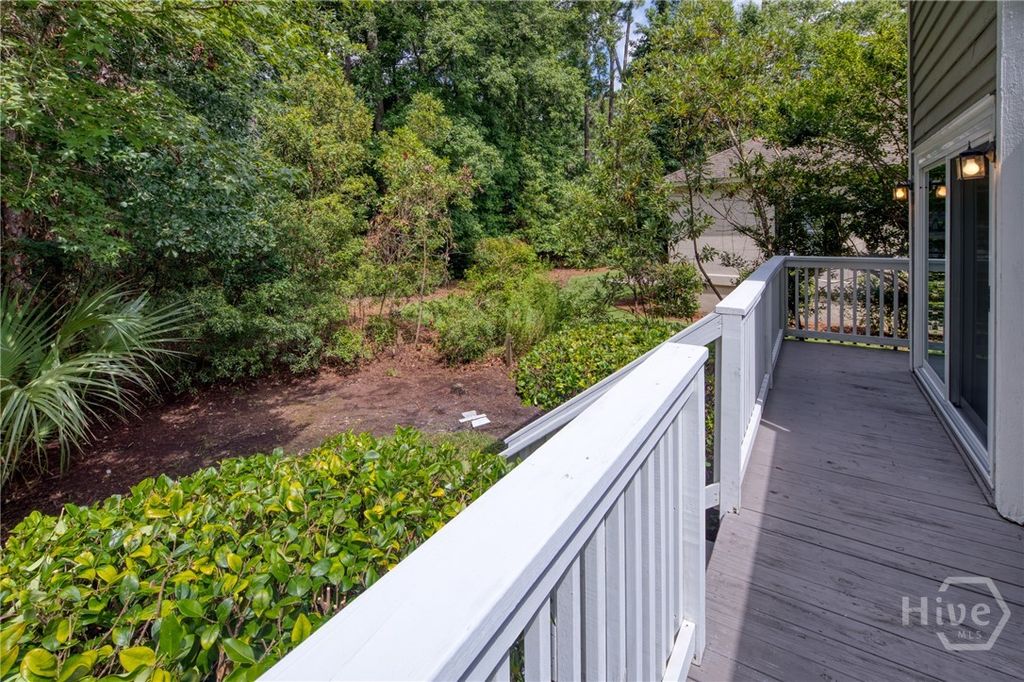 Image 46 of property listing at 12 Riding Lane, Savannah, GA 31411