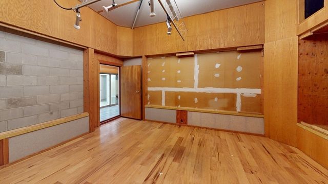 74-76 Green St, Boston, MA 02130