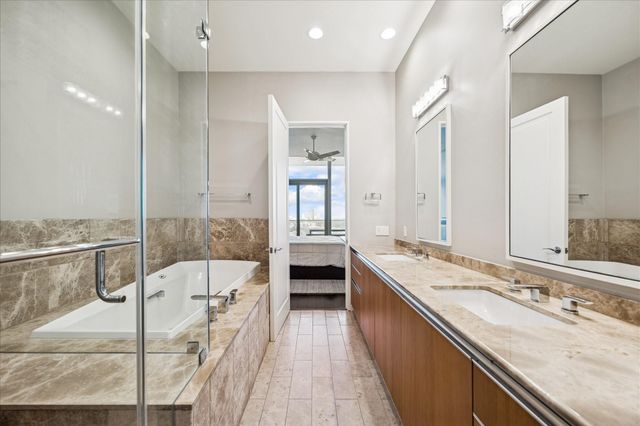 2727 Kirby Drive 12C, Houston, TX 77098