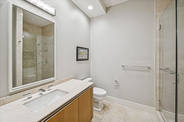 2727 Kirby Drive 12C, Houston, TX 77098