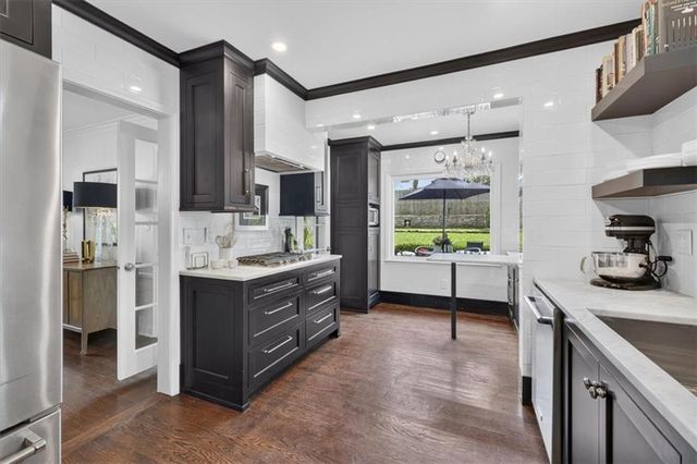 127 W 69th Street, Kansas City, MO 64113