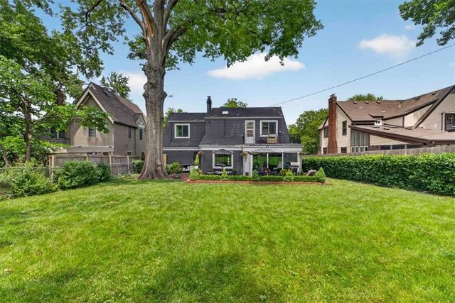 127 W 69th Street, Kansas City, MO 64113