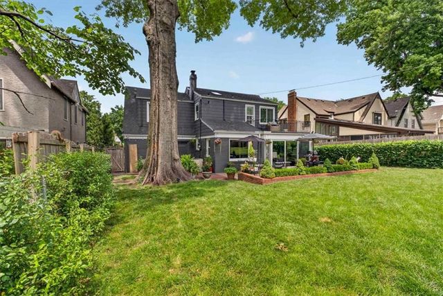 127 W 69th Street, Kansas City, MO 64113