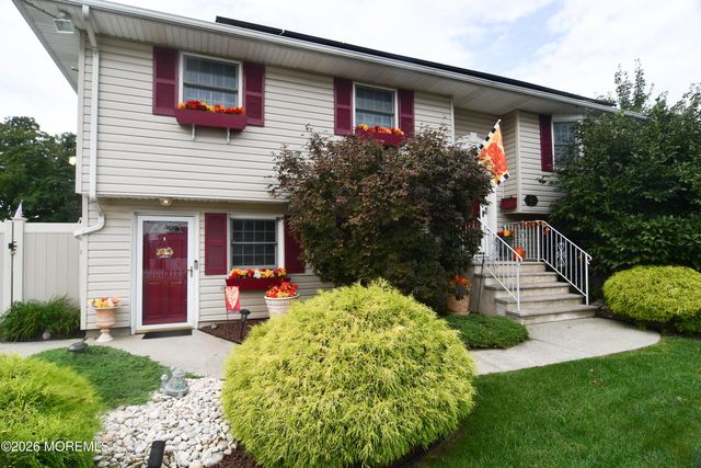 902 10th Street, Union Beach, NJ 07735