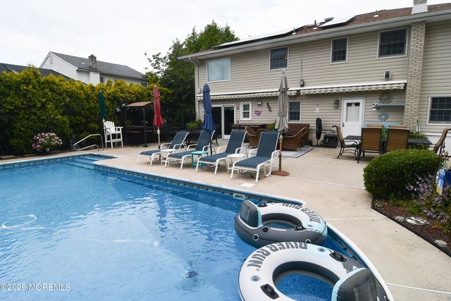 902 10th Street, Union Beach, NJ 07735