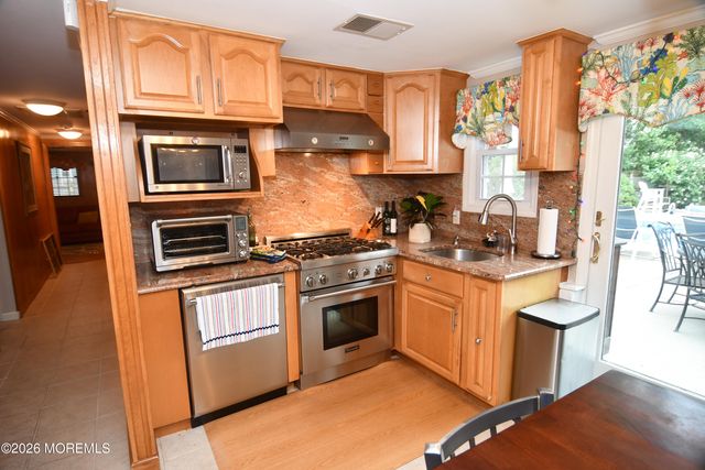 902 10th Street, Union Beach, NJ 07735