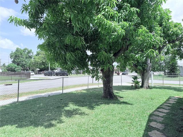 3397 W 14th Ct, Hialeah, FL 33012