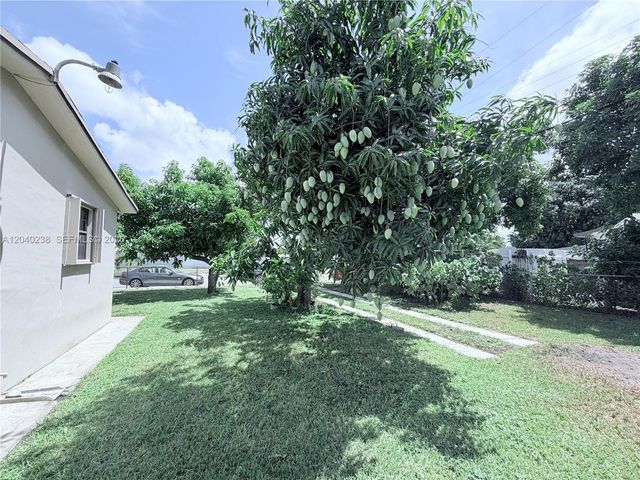 3397 W 14th Ct, Hialeah, FL 33012