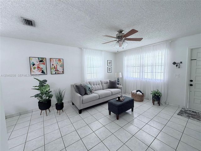 3397 W 14th Ct, Hialeah, FL 33012