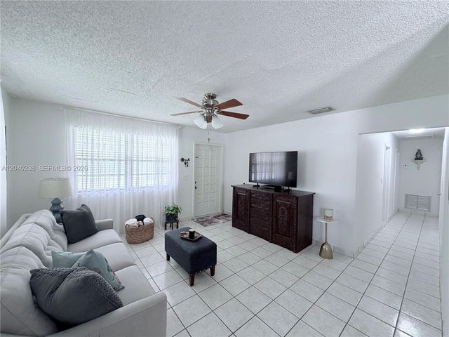 3397 W 14th Ct, Hialeah, FL 33012