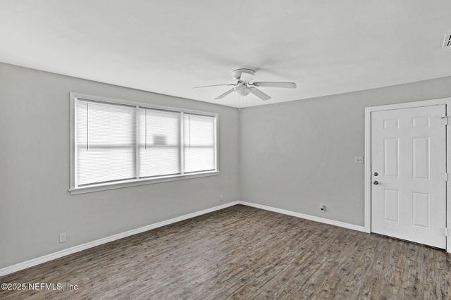 4905 OAKSIDE Drive, Jacksonville, FL 32244
