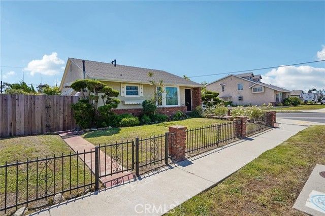 3760 W 157th Street, Lawndale, CA 90260