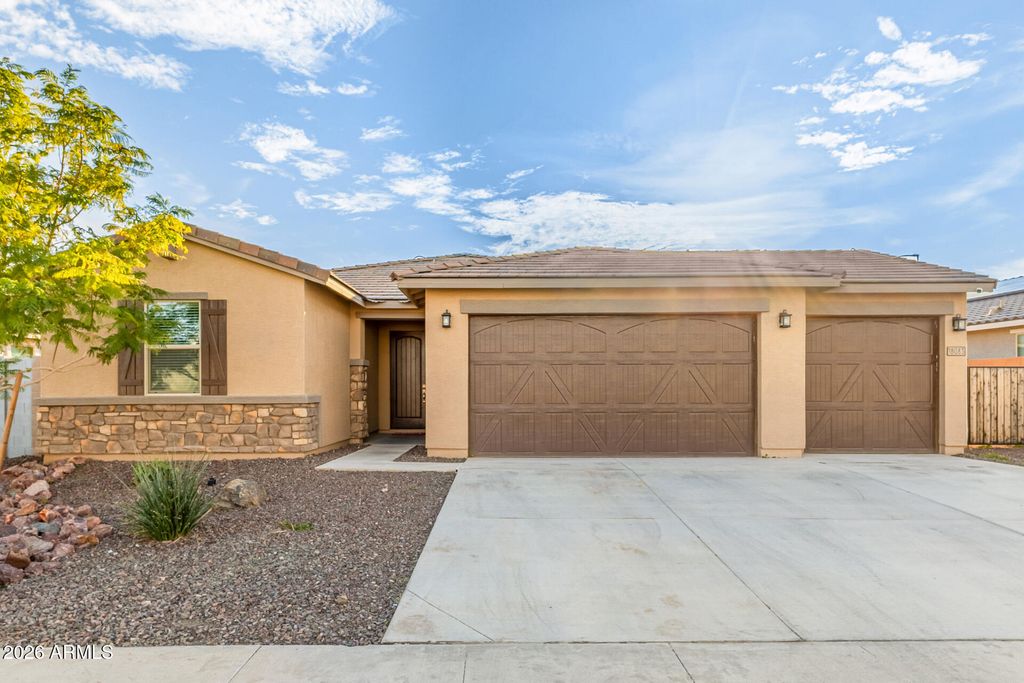 18083 W WOLF Street, Goodyear, AZ 85395 — photo 3