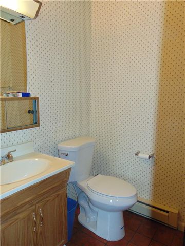 643 Dogwood Lane, Stockertown Boro, PA 18040