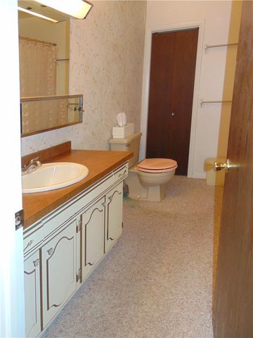 643 Dogwood Lane, Stockertown Boro, PA 18040