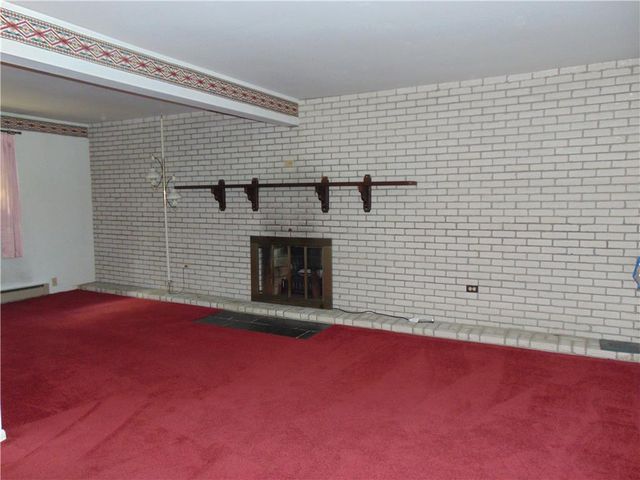 643 Dogwood Lane, Stockertown Boro, PA 18040