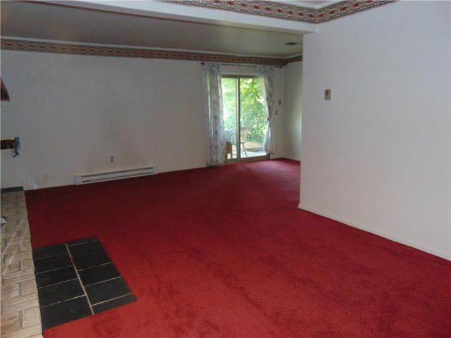 643 Dogwood Lane, Stockertown Boro, PA 18040