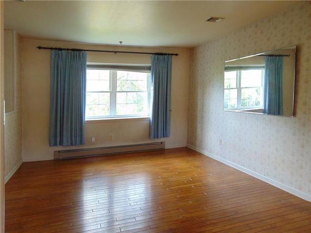 643 Dogwood Lane, Stockertown Boro, PA 18040