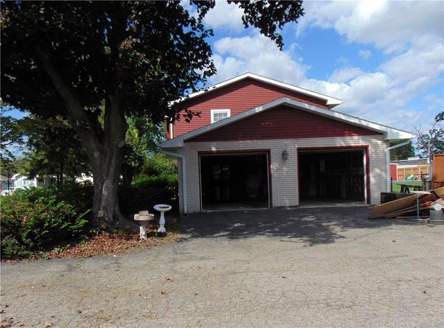 643 Dogwood Lane, Stockertown Boro, PA 18040