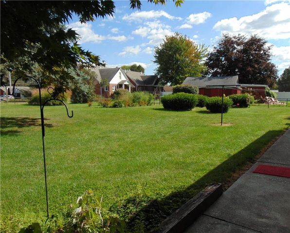 643 Dogwood Lane, Stockertown Boro, PA 18040