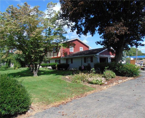 643 Dogwood Lane, Stockertown Boro, PA 18040