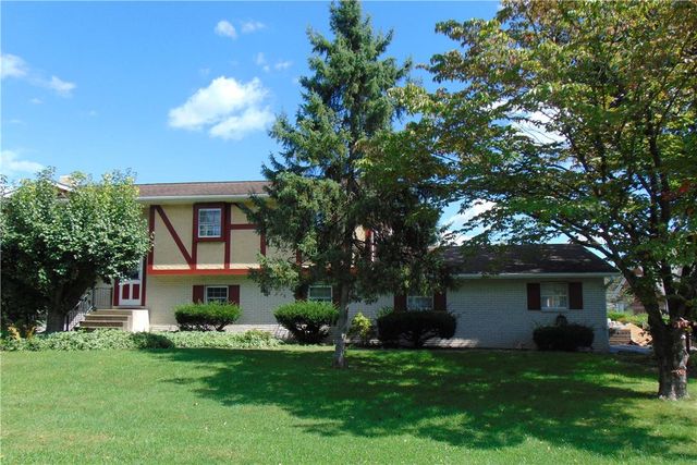 643 Dogwood Lane, Stockertown Boro, PA 18040