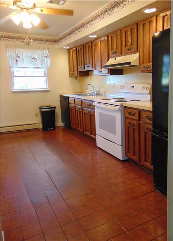 643 Dogwood Lane, Stockertown Boro, PA 18040