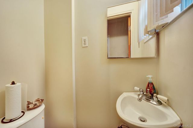 963 Schenck Avenue, Brooklyn, NY 11207