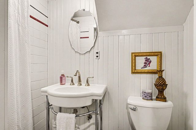 612 Hill Road, Marshall, MI 49068