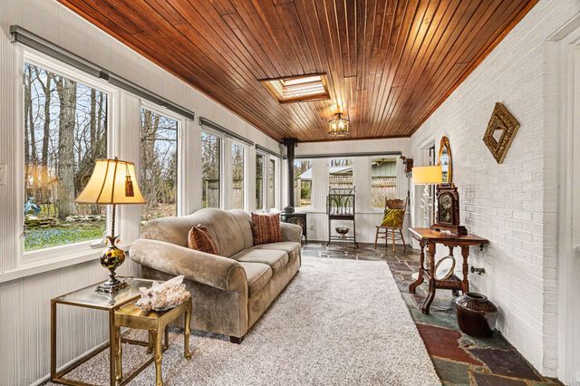 612 Hill Road, Marshall, MI 49068