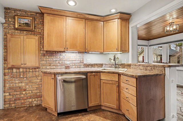 612 Hill Road, Marshall, MI 49068