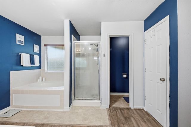 924 Chad Lane, Baytown, TX 77521