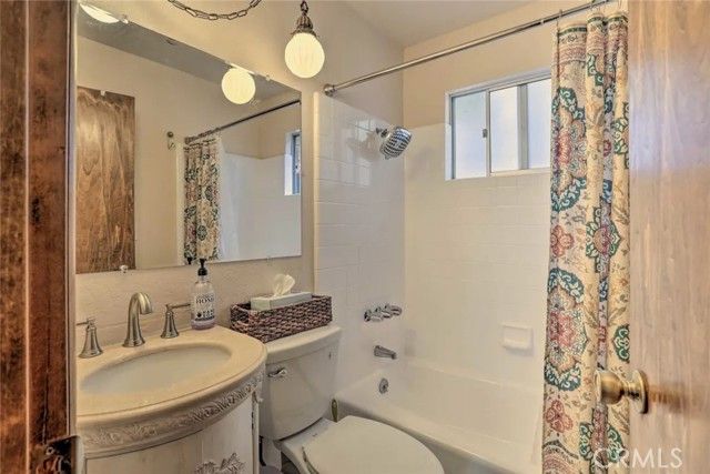 607 E Victoria Court, Lake Arrowhead, CA 92352