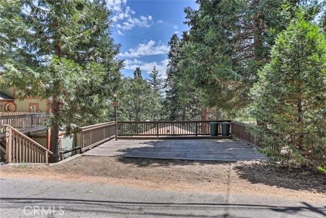 607 E Victoria Court, Lake Arrowhead, CA 92352