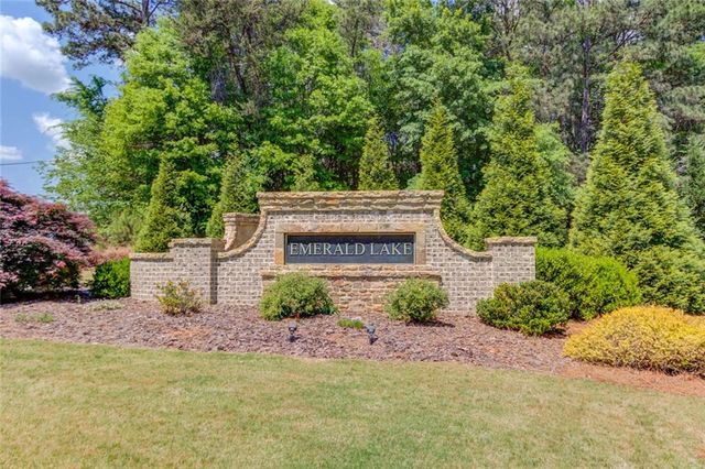 410 Emerald Parkway, Sugar Hill, GA 30518