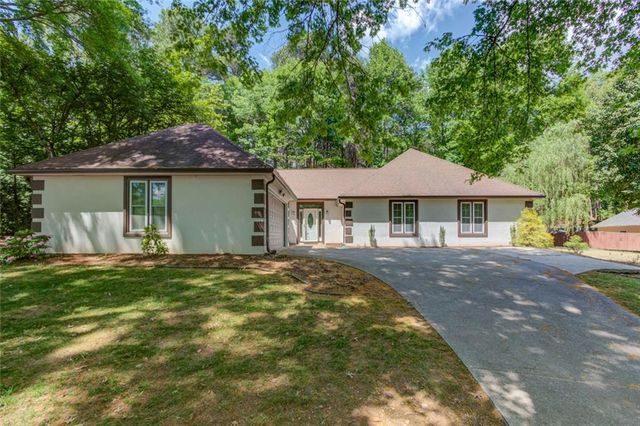410 Emerald Parkway, Sugar Hill, GA 30518