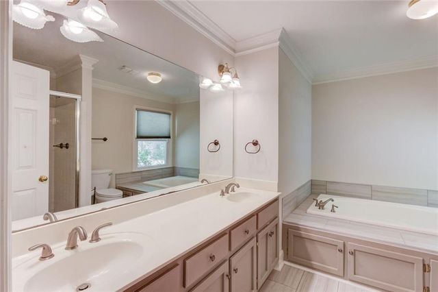 410 Emerald Parkway, Sugar Hill, GA 30518
