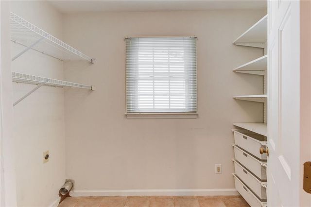 410 Emerald Parkway, Sugar Hill, GA 30518