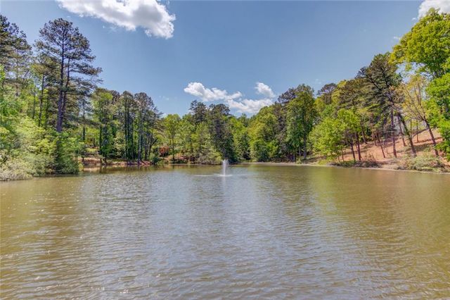 410 Emerald Parkway, Sugar Hill, GA 30518