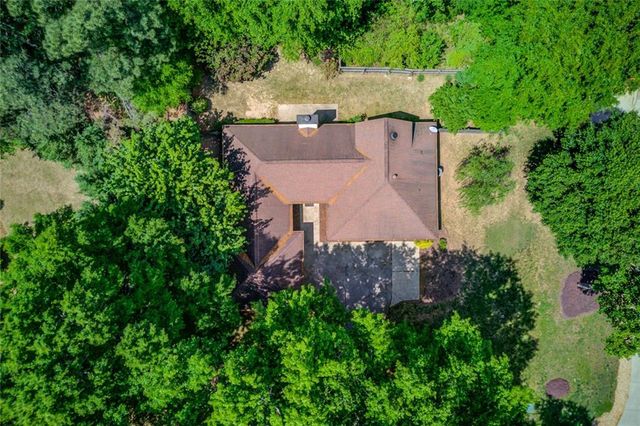 410 Emerald Parkway, Sugar Hill, GA 30518
