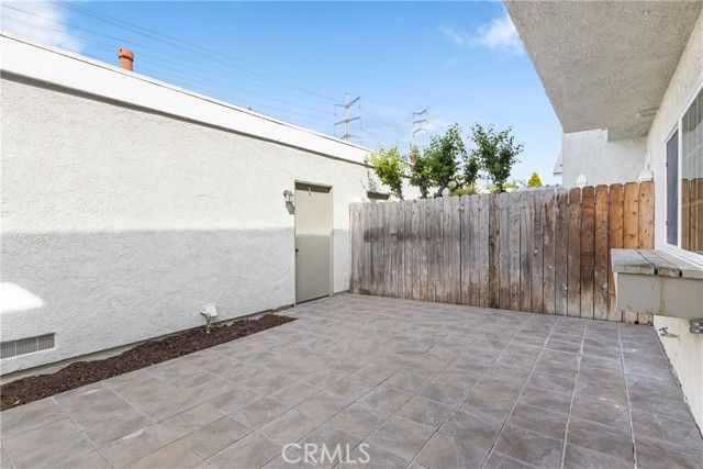 32 Goldenbush, Irvine, CA 92604