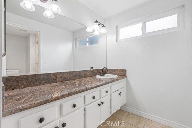 32 Goldenbush, Irvine, CA 92604