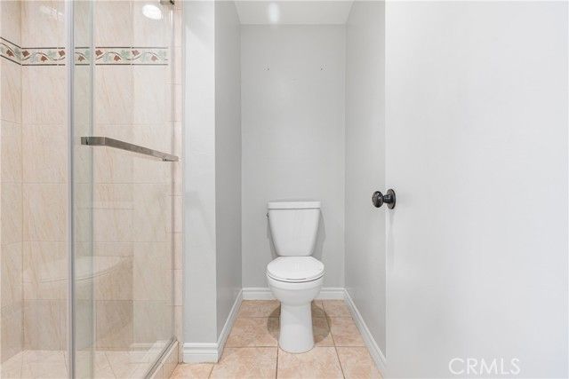 32 Goldenbush, Irvine, CA 92604