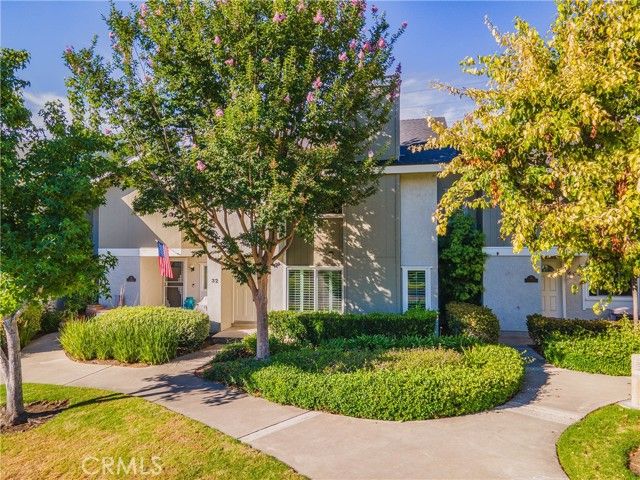 32 Goldenbush, Irvine, CA 92604