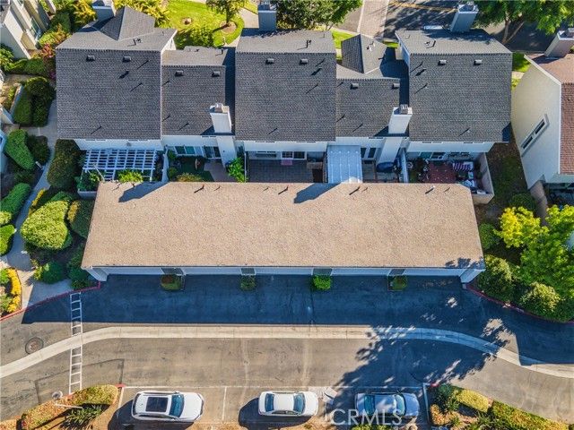 32 Goldenbush, Irvine, CA 92604