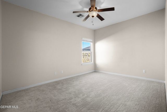 7113 N SKIES, El Paso, TX 79934