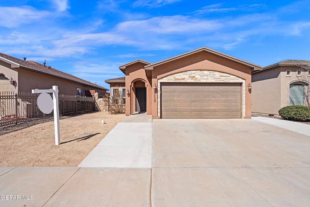 7113 N SKIES, El Paso, TX 79934