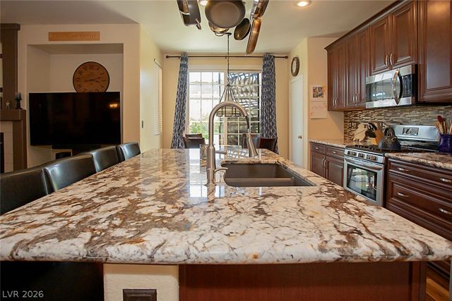 1075 Colgate Lane, Las Vegas, NV 89110