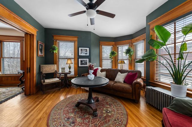 215 North Avenue, St. Johnsbury, VT 05819