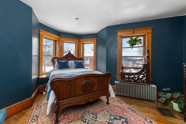 215 North Avenue, St. Johnsbury, VT 05819